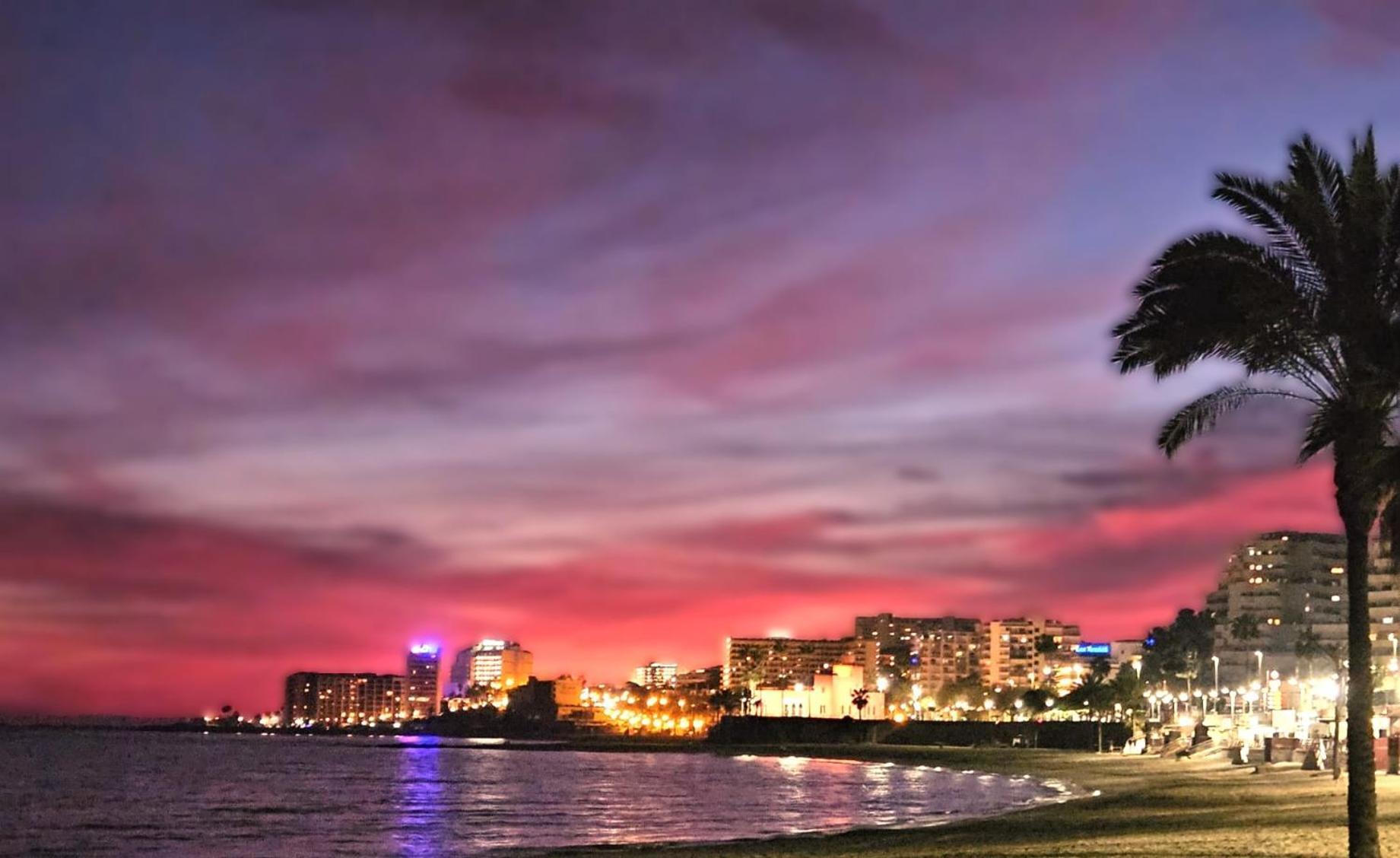 Benal Beach Vibe Benalmádena Eksteriør billede